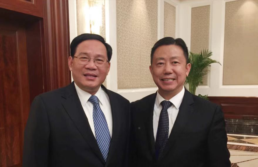 中央政治局常委、國(guó)務(wù)院總理李強(qiáng)與周海江合影